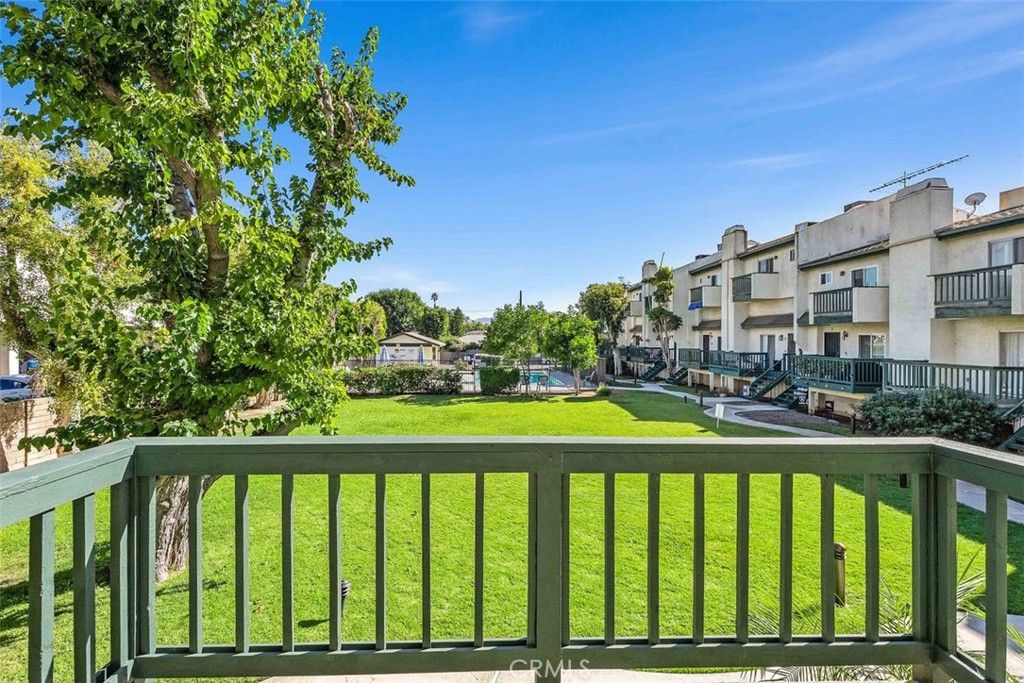 Photo of 428 W 1st Street, Tustin, CA 92780 (MLS # OC26058914)