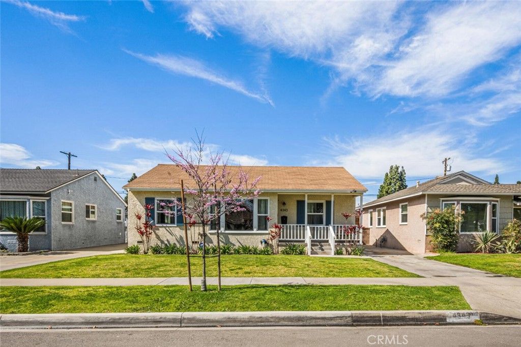 Photo of 4343 Woodruff Ave, Lakewood, CA 90713 (MLS # PW26045079)