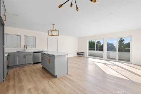 2134 Via Puerta O Laguna Woods CA 92637