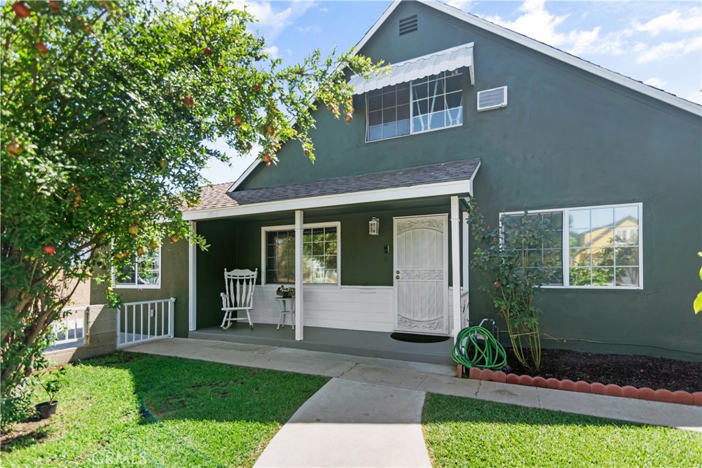 Charming Two-Story 4-Bedroom Home in the Heart of La Mirada
Welcome to this charming two-story home, featuring 4 bedrooms and 2 bathrooms, nestled in the vibrant city of La Mirada. With 1,110 sq. ft. of comfortable living space on a 5,142 sq. ft. lot, this property offers a perfect blend of style, functionality, and outdoor enjoyment.
This thoughtfully designed layout includes two bedrooms conveniently located upstairs, offering added privacy—ideal for a home office, guest rooms, or a growing family. The upgraded kitchen boasts modern finishes, perfect for both daily living and entertaining. Fresh exterior paint adds to the home’s curb appeal and gives it a crisp, contemporary look.
Step outside and enjoy the spacious back porch, a perfect spot to relax with your morning coffee or unwind after a long day. The backyard is ideal for family BBQs, playtime, or gardening.
Located close to schools, parks, shopping, and more, this home is a great opportunity for first-time buyers or anyone looking for a desirable neighborhood. Additionally, the home is also near Disneyland and Knots Berry Farm just a few miles away; for your entertainment.
Don’t miss your chance to make this lovely La Mirada home yours!