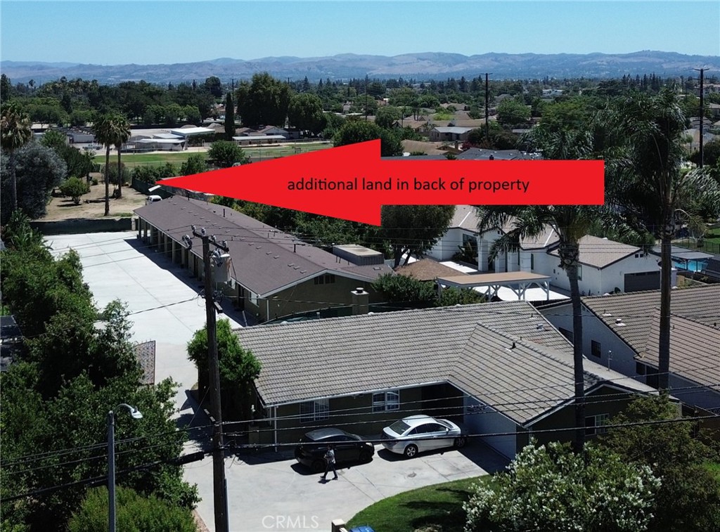 1387 W Francis