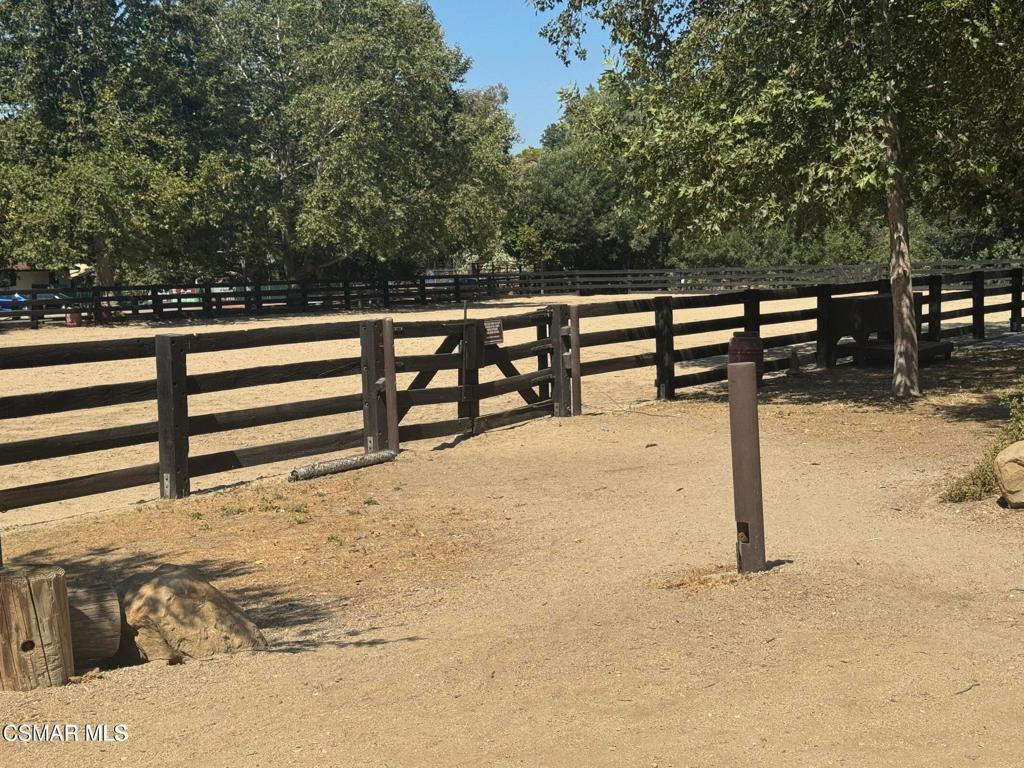 Old Agoura - 850 - 850 - Residential