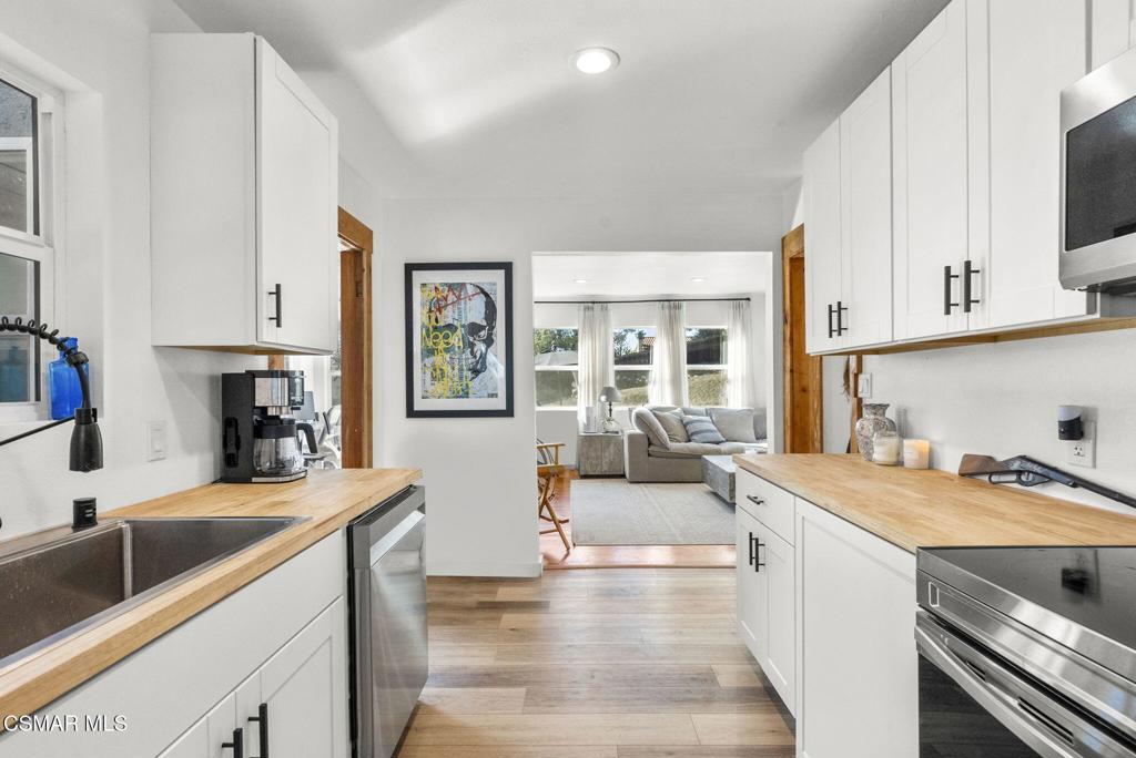 Old Agoura - 850 - 850 - Residential