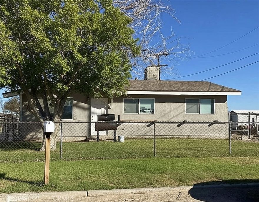 Welcome to this inviting ranch-style home nestled on a quiet lot in Barstow. With 3 bedrooms and 1 full bath across approximately 950 sq ft, this property offers comfortable living in a manageable space—ideal for first-time buyers or those seeking a simple, low-maintenance home. Built in 1961, the home sits on a generous sized lot, providing plenty of room for outdoor enjoyment and future improvements.
Current FHA mortgage is assumable, take over the 5.75% interest rate and low payments!!
Don’t miss out—this is a good home you must see to appreciate!