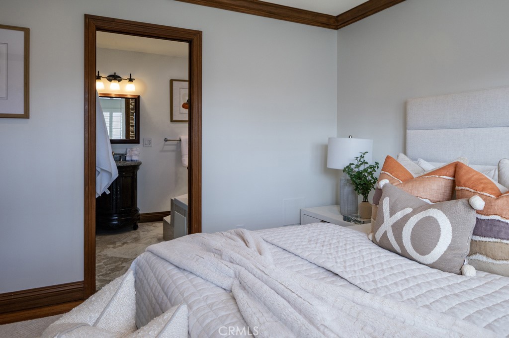 Newport Heights (NEWH) - Residential