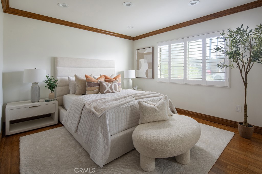 Newport Heights (NEWH) - Residential