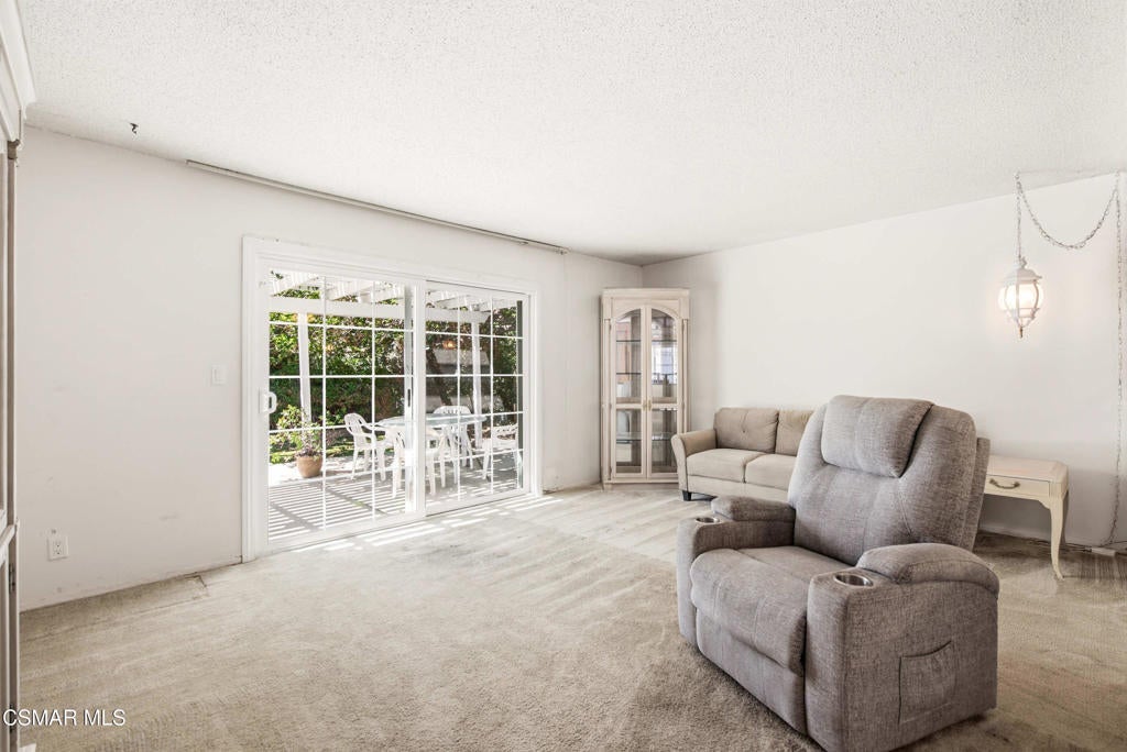 895 Appleton Road