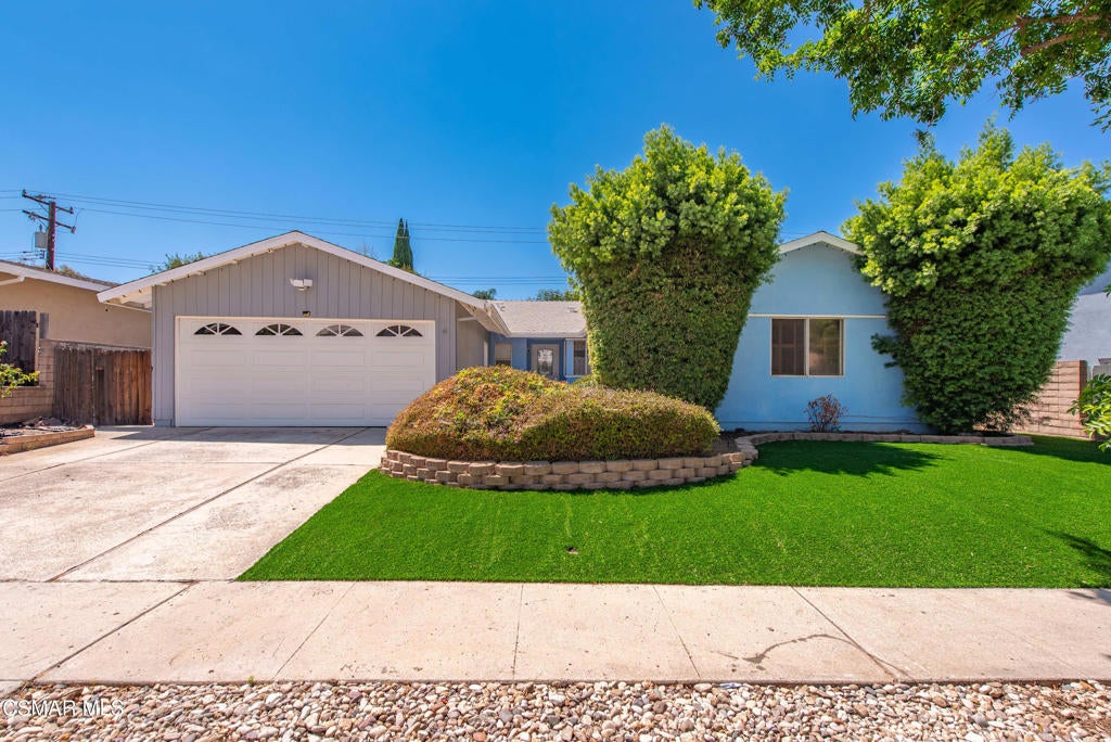 895 Appleton Road