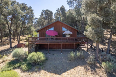 Photo of 13604 Madera PL, Pine Mountain Club, CA 93225 (MLS # SR26194763)