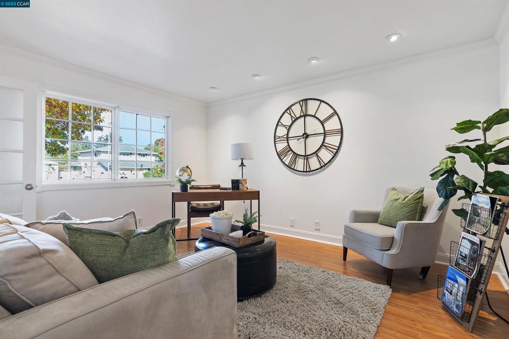 BISHOP ESTATES - Residential