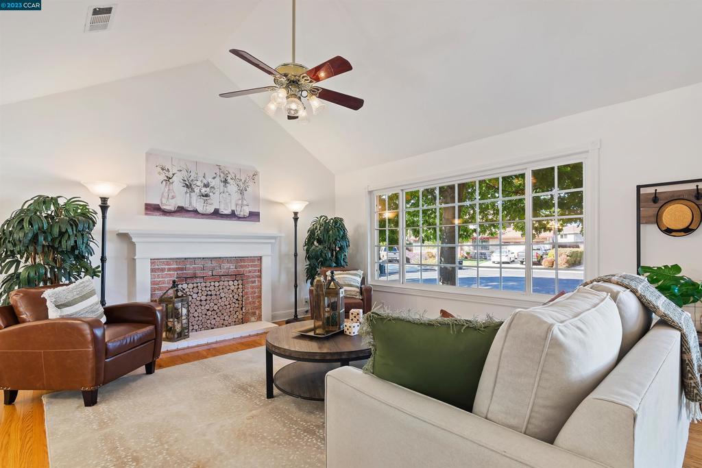 BISHOP ESTATES - Residential