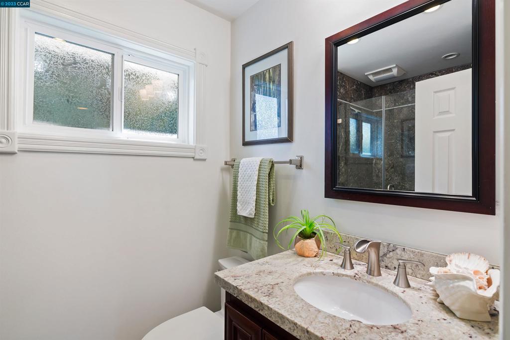 BISHOP ESTATES - Residential