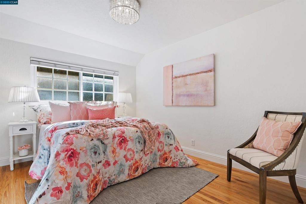 BISHOP ESTATES - Residential