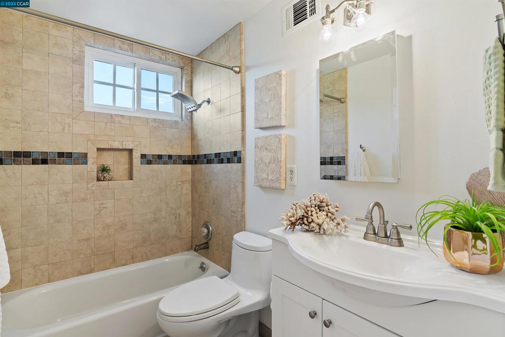 BISHOP ESTATES - Residential