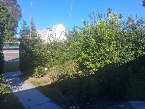 20550 Sherman Way Winnetka CA 91306