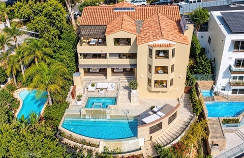Photo of 6324 Quebec Drive, Los Angeles, CA 90068 (MLS # OC26229221)