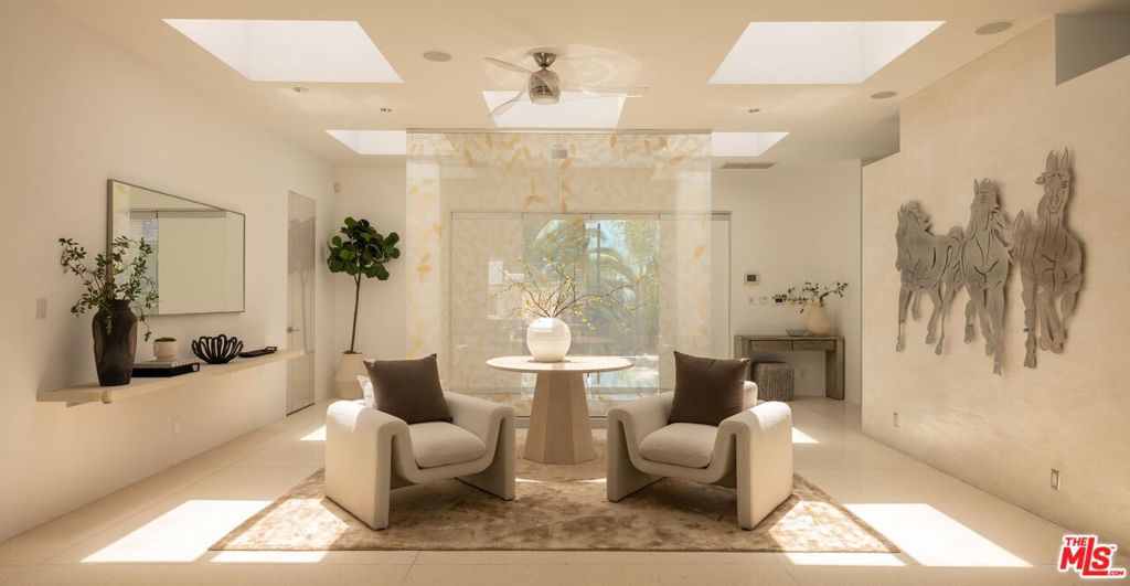 9229 Robin Drive