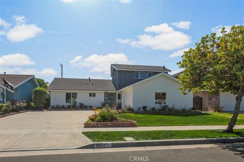16791 Glenhaven Lane Huntington Beach CA 92647