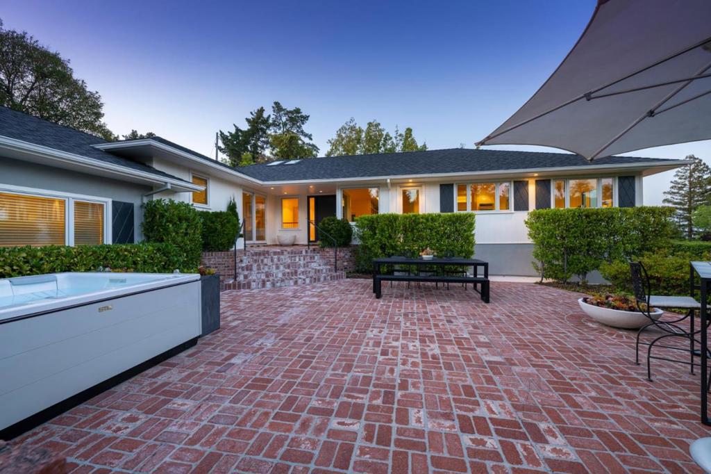 525 El Arroyo Road