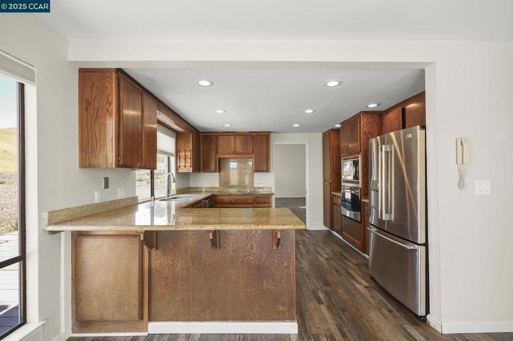 LAWRENCE ESTATES - Residential