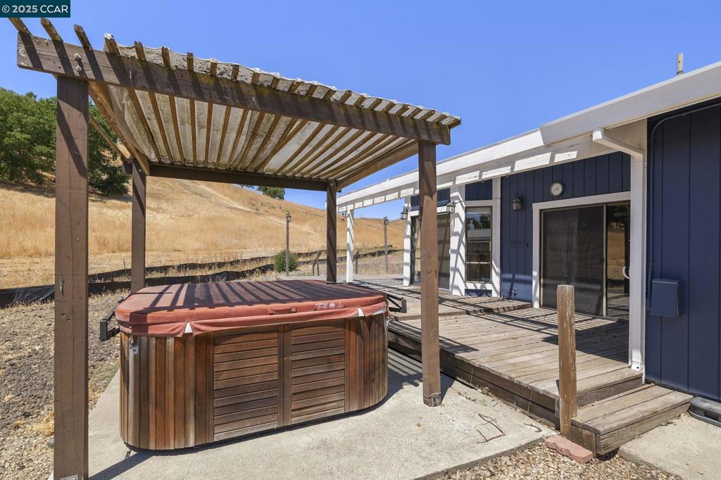 LAWRENCE ESTATES - Residential