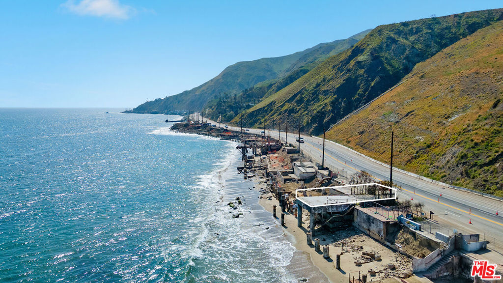 19144 Pacific Coast Highway