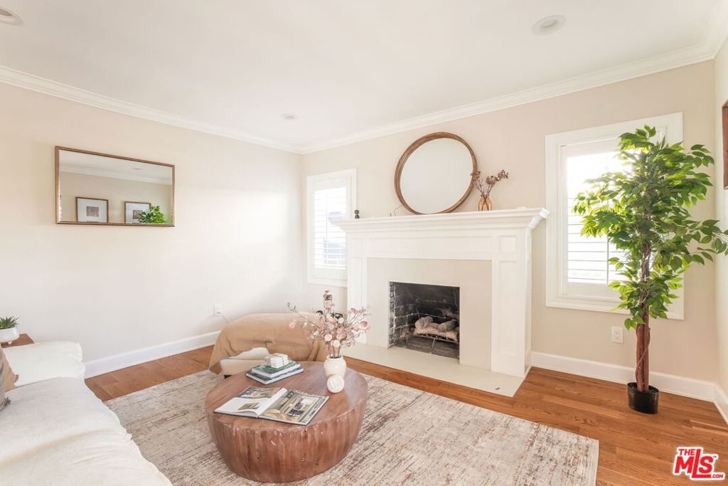 1016 S Bundy Drive