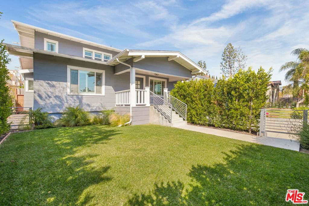 1016 S Bundy Drive