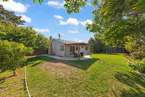Photo of 1743 Ramstree Drive, San Jose, CA 95131 (MLS # ML82049121)