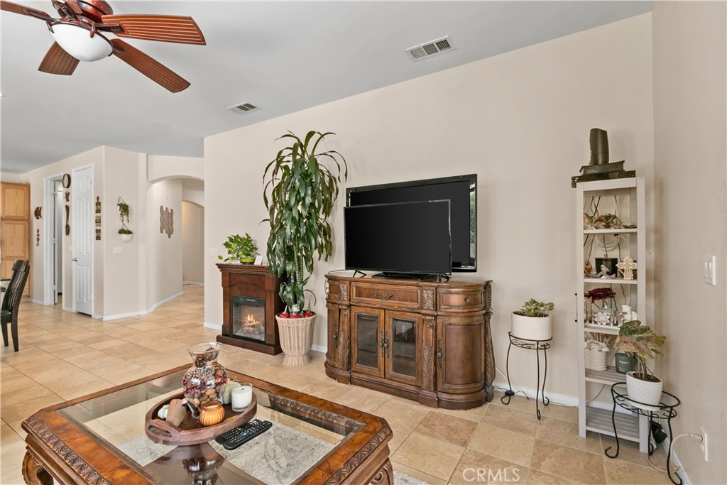 1164 blackbrush