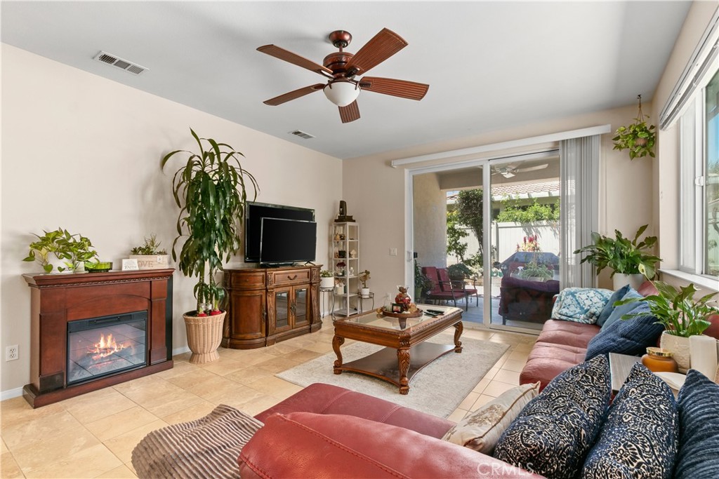 1164 blackbrush