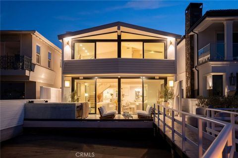 1344 W Bay Avenue Newport Beach CA 92661