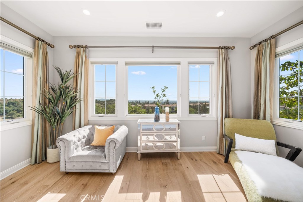 Bella Vista - Residential