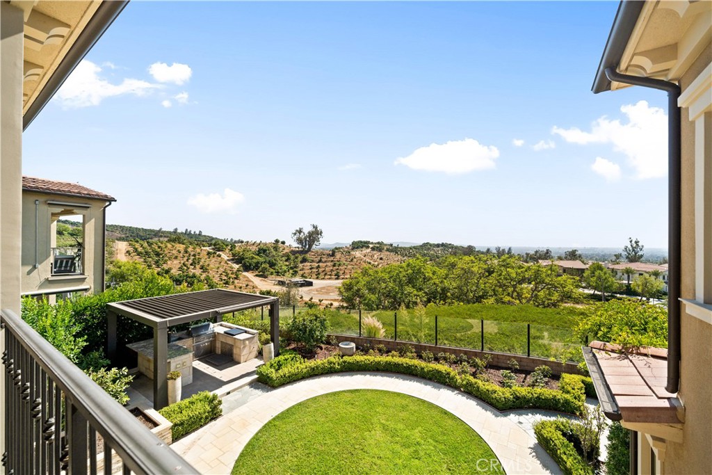 Bella Vista - Residential