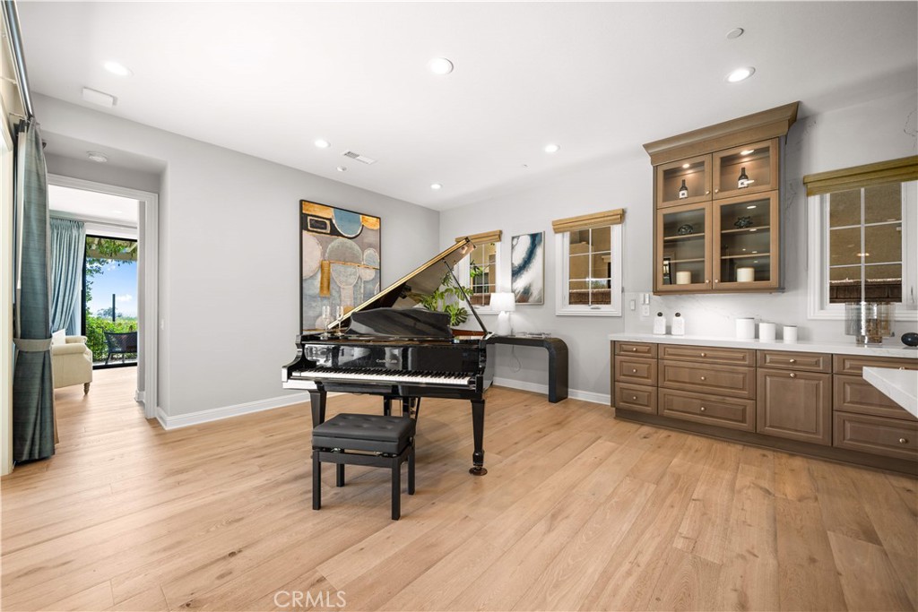 Bella Vista - Residential