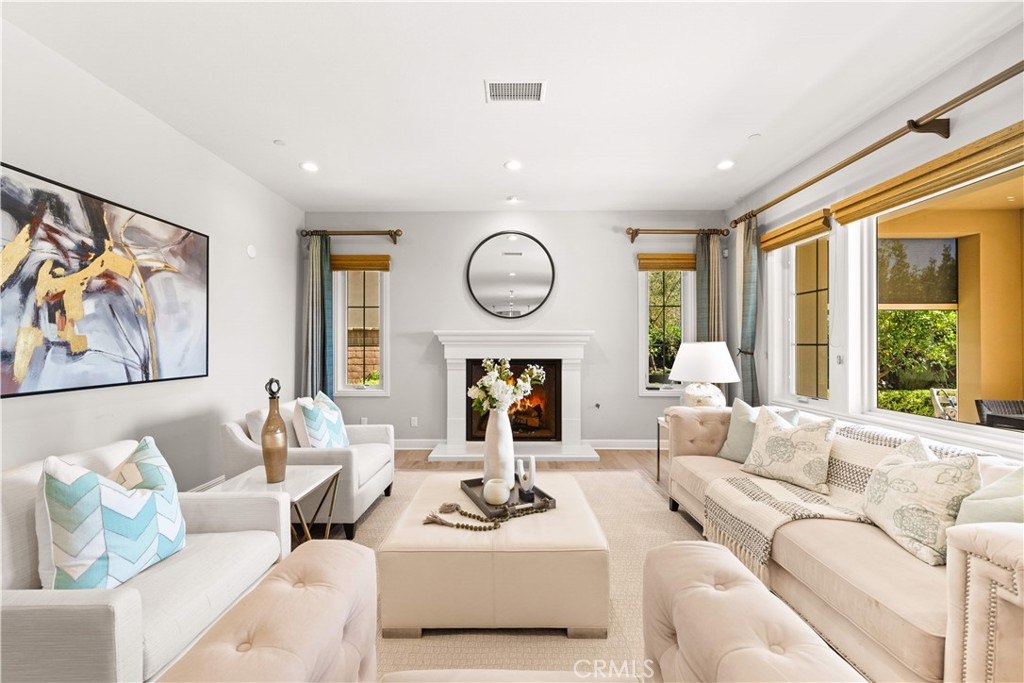 Bella Vista - Residential