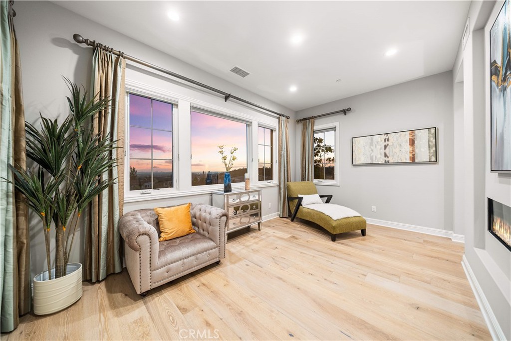 Bella Vista - Residential