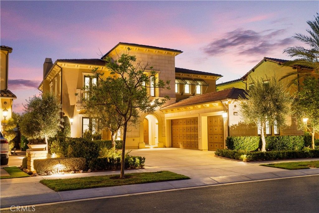 Photo of 212 Clear Falls Fls, Irvine, CA 92602 (MLS # CV25219289)