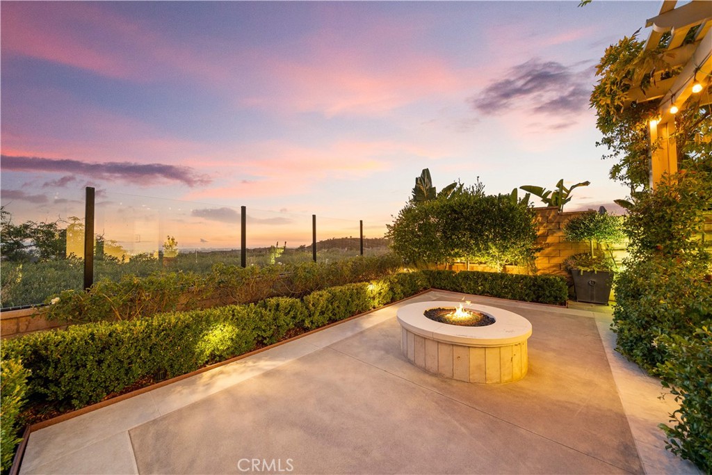 Bella Vista - Residential