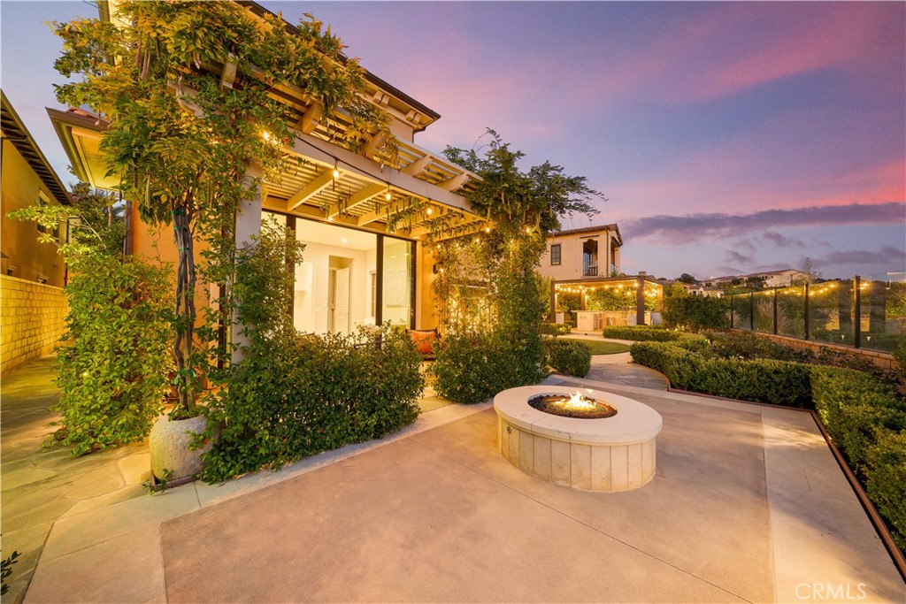 Bella Vista - Residential