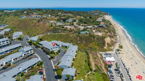 Photo of 29680 Zuma Bay Way, Malibu, CA 90265 (MLS # 26671609)