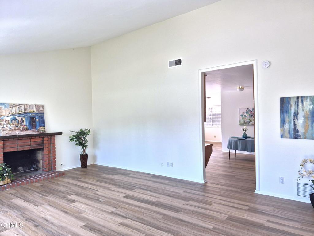 386 Otono Court
