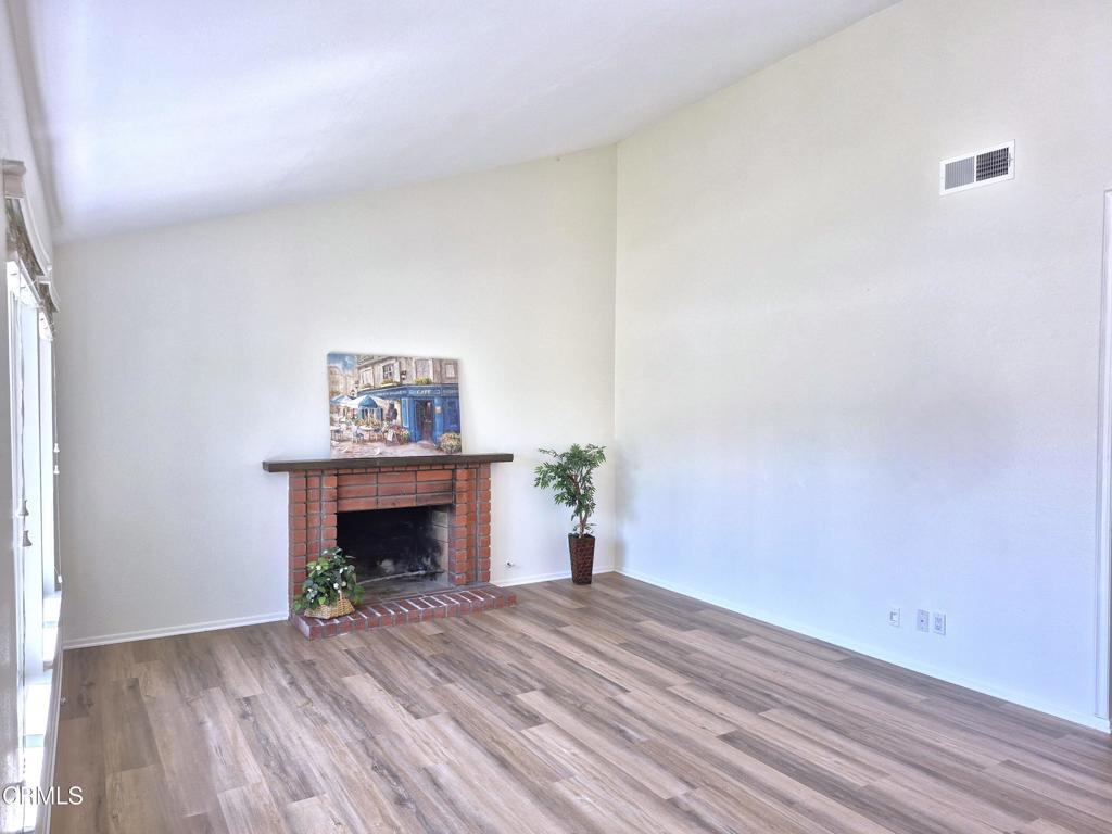 386 Otono Court