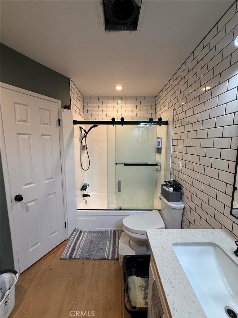 1800 E Heim 48