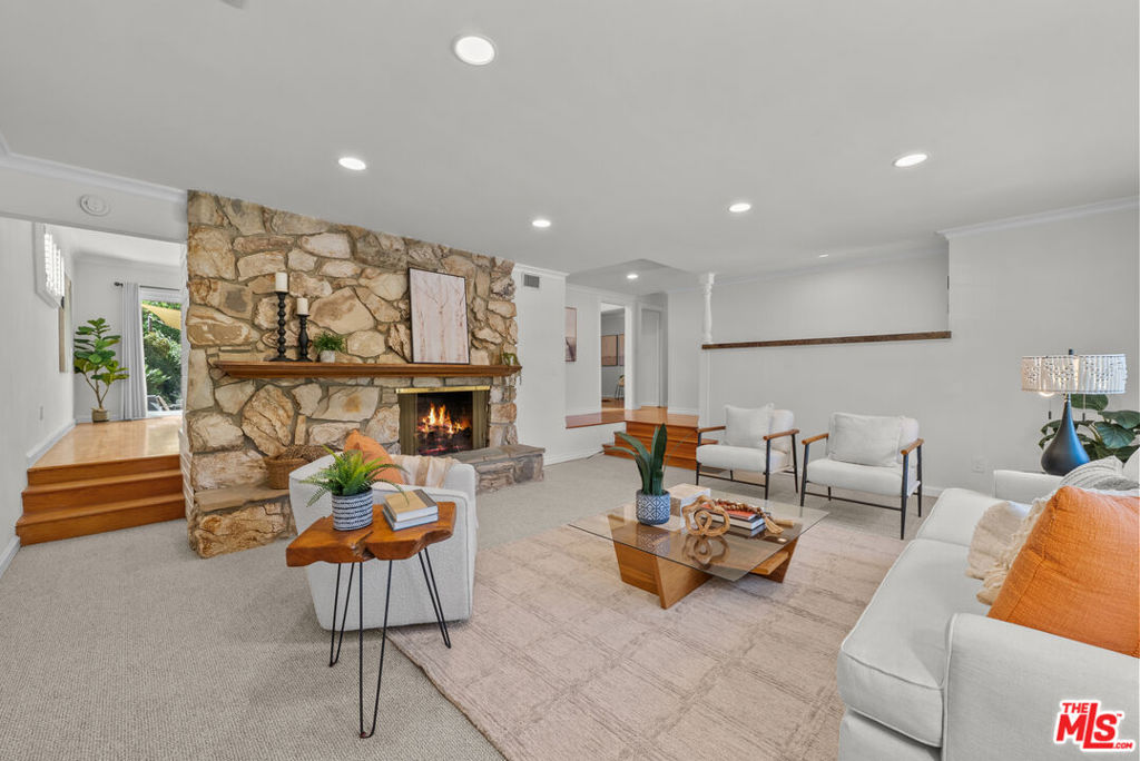 6131 Lockhurst Drive