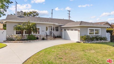 Photo of 6131 Lockhurst Drive, Woodland Hills, CA 91367 (MLS # 26670361)