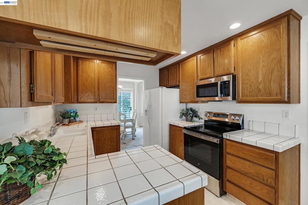 4328 Conejo Dr