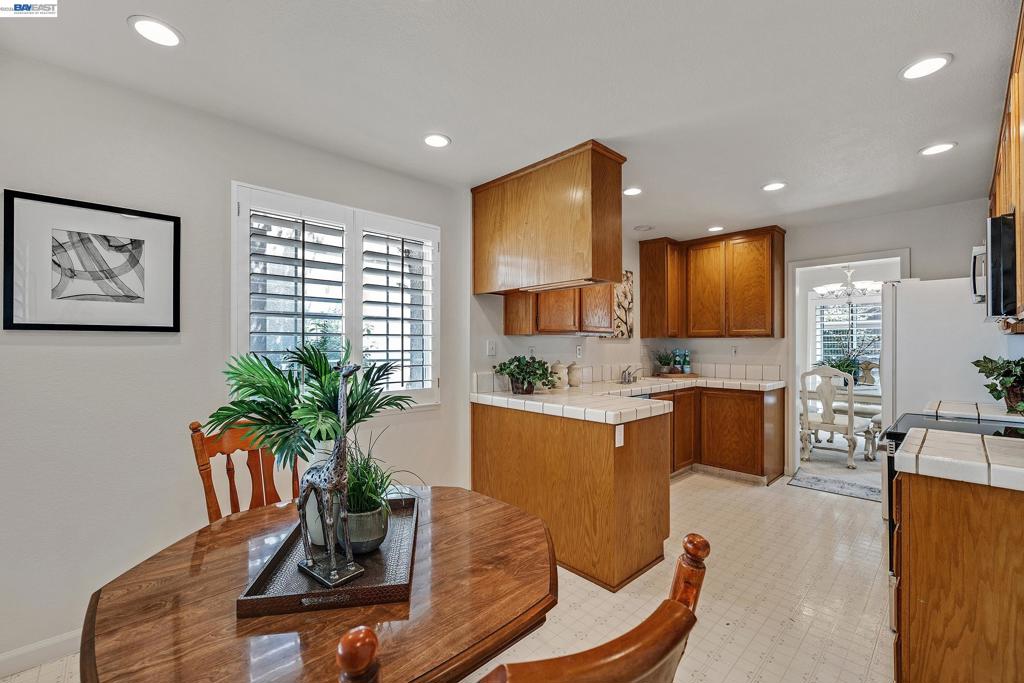 4328 Conejo Dr