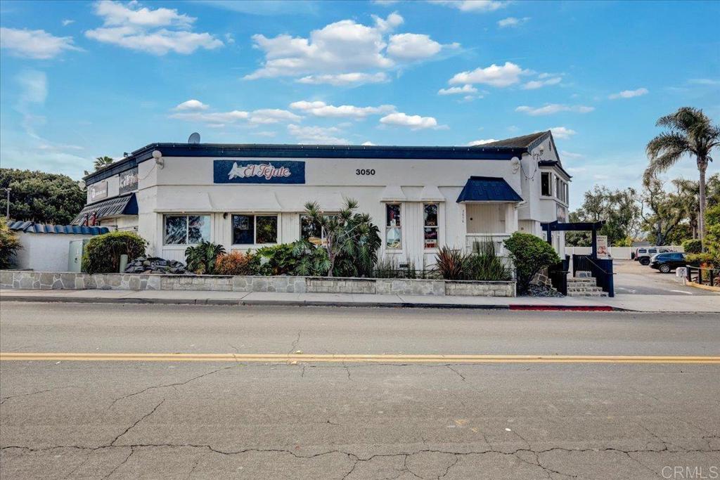 3050 Pio Pico Drive