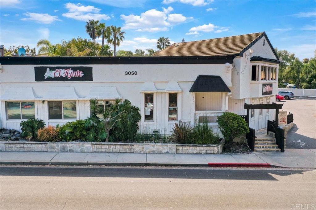 3050 Pio Pico Drive